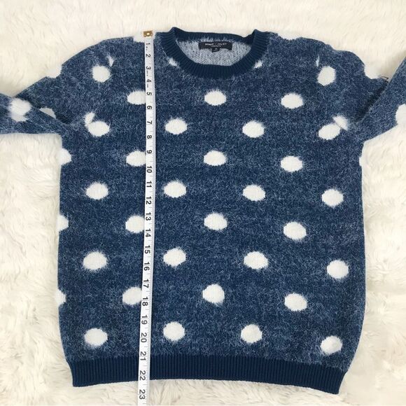 R+J Couture Navy White Polka Sot Fuzzy Sweater Pullover‎ Crewneck Size Medium - Picture 9 of 9